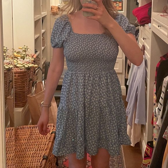 Blue Floral Sundress perfect for summer - Picture 2 of 5
